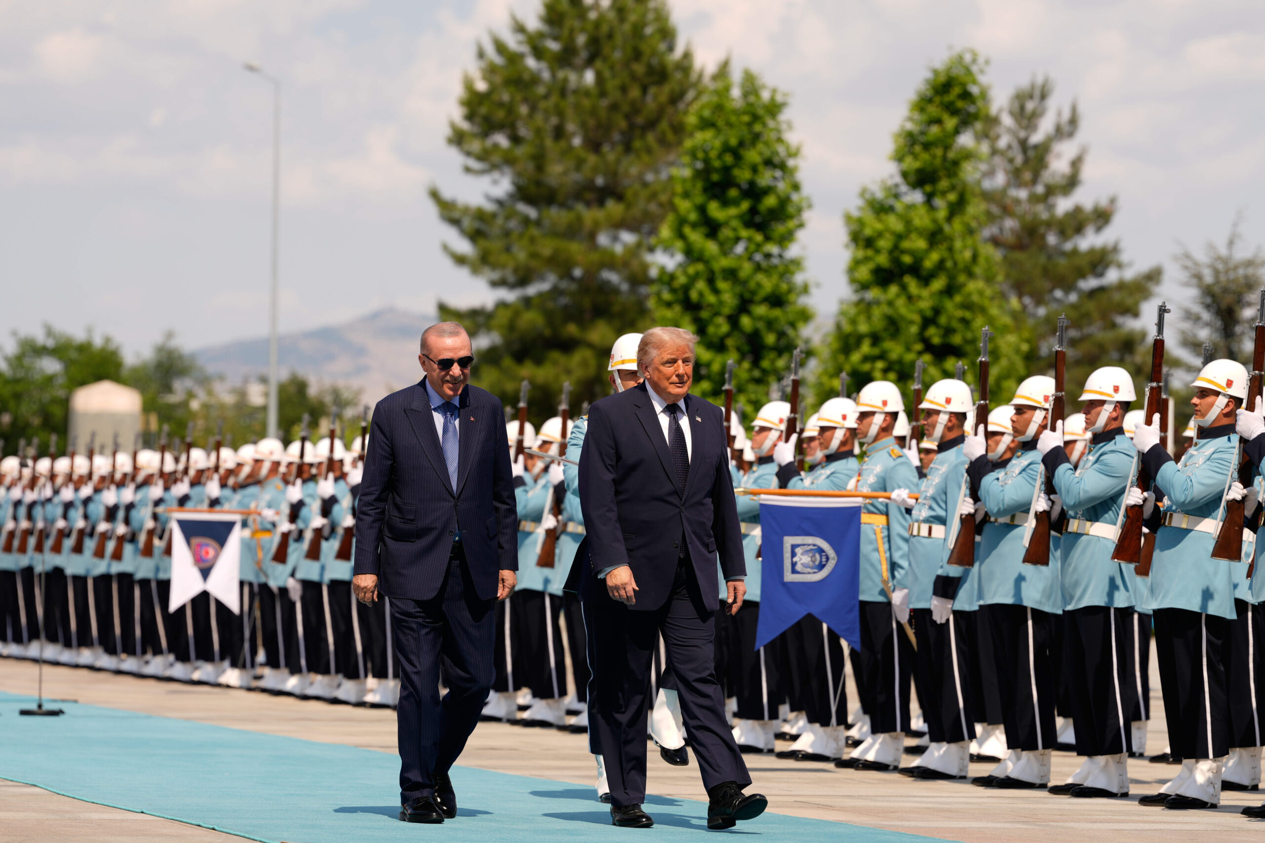 Donald Trump arrives in Ankara for the annual NATO summit, July 7, 2026. During a press conference with Erdoğan, he said he was “very disappointed with NATO,” adding that if the meeting had not taken place in Turkey, “where my friend is a very strong leader, a very strong personality,” he might not have attended.